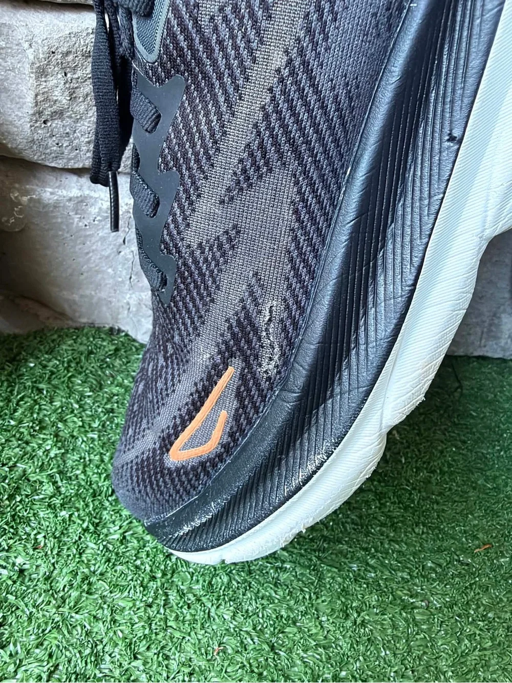 Hoka One One Clifton 9 Black/Rosegold Womens Sneakers